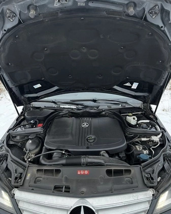 Mercedes-Benz Klasa C cena 38000 przebieg: 287000, rok produkcji 2011 z Gniezno małe 46